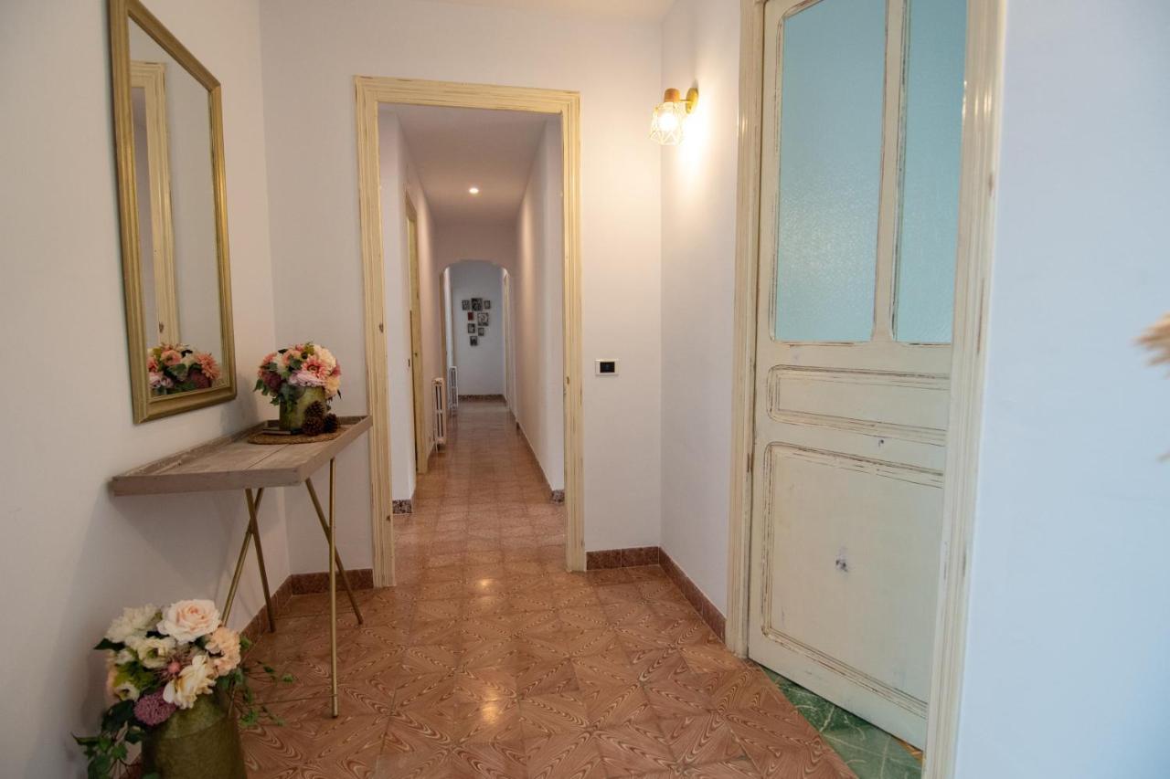 Villa Del Riu Deltebre Eksteriør billede