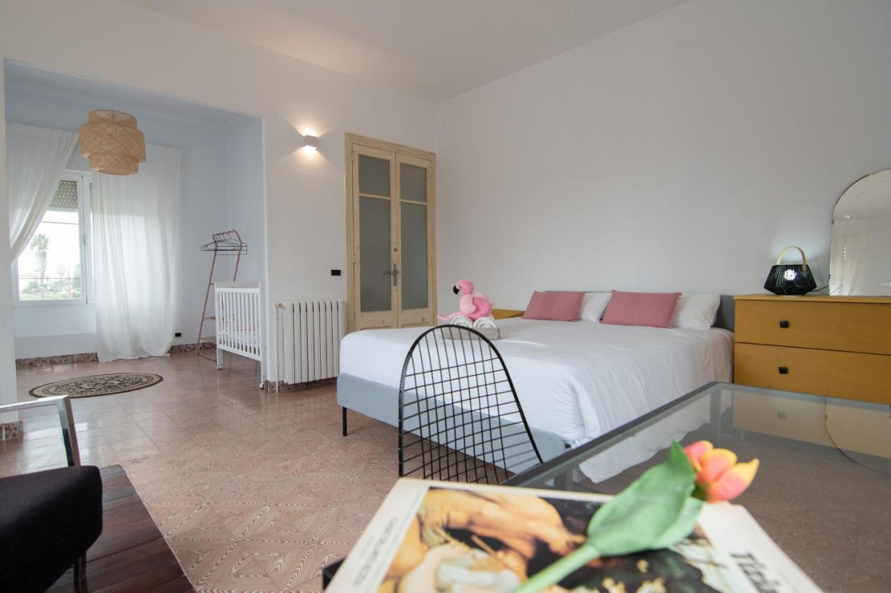Villa Del Riu Deltebre Eksteriør billede